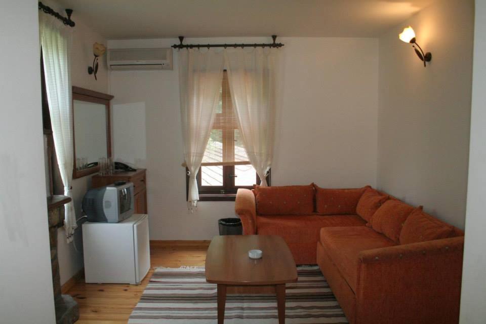 Family Hotel Bile Beli Osŭm Exterior photo
