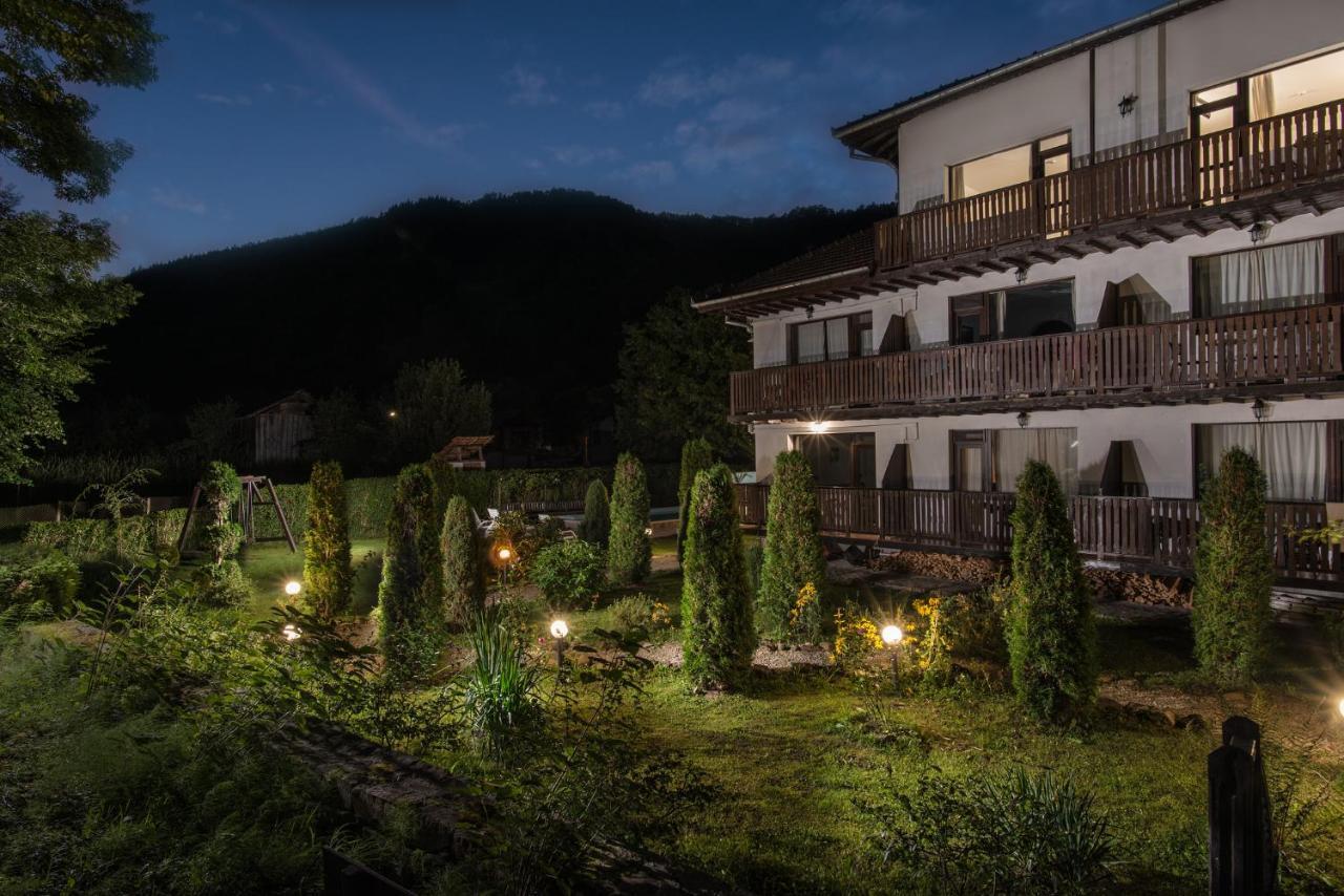 Family Hotel Bile Beli Osŭm Exterior photo
